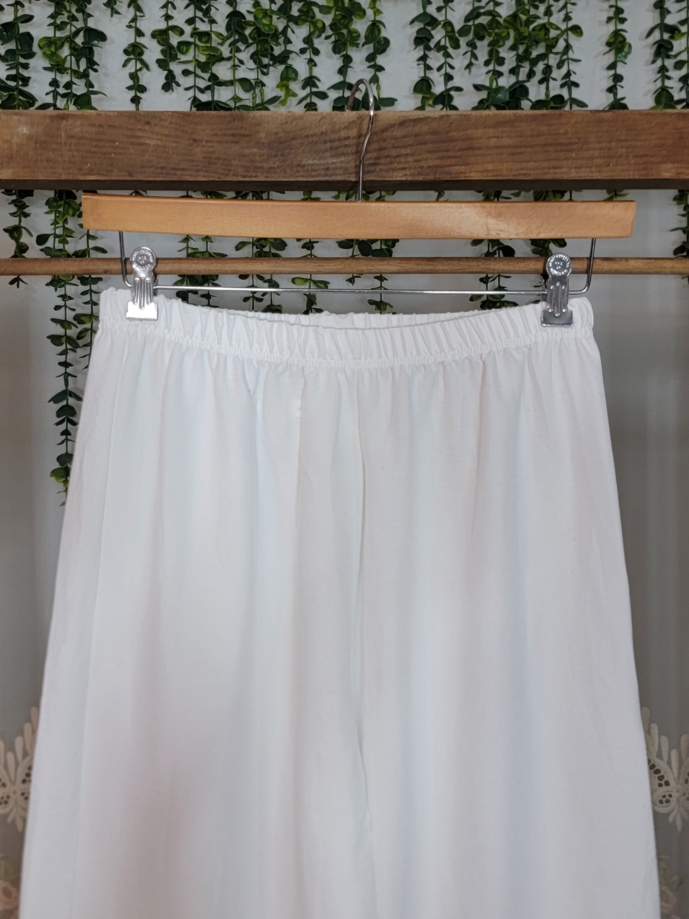 White Lace Ruffle Bloomer Pants Size 5 Cottagecore Boho Cropped - Picture 6 of 9
